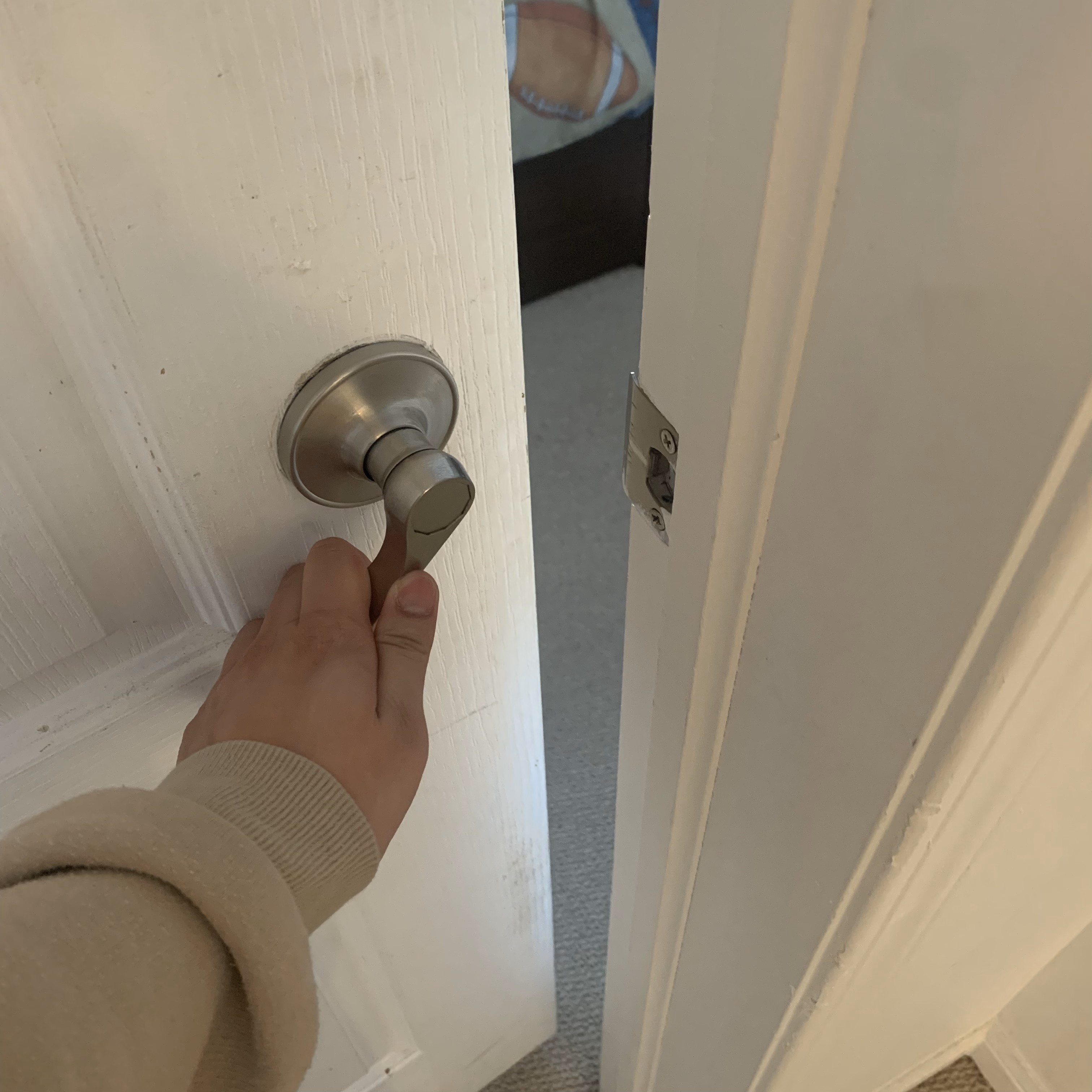 How the door could activate the LED light.