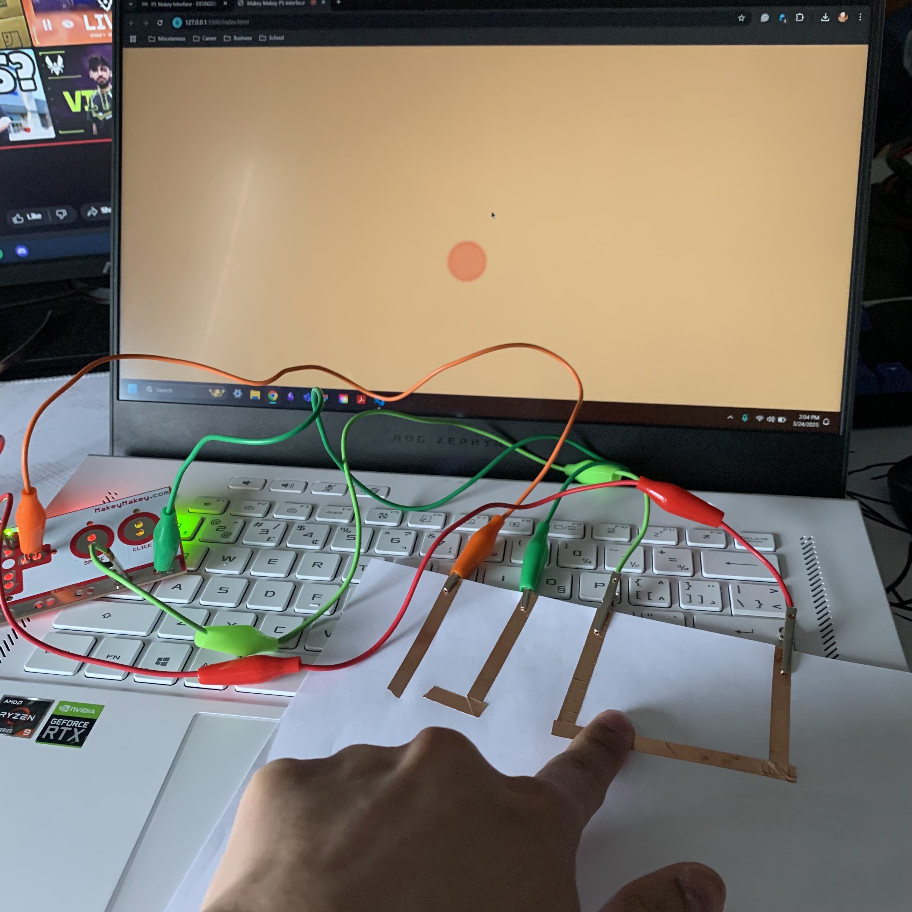 Second test of the copper tape circuit.