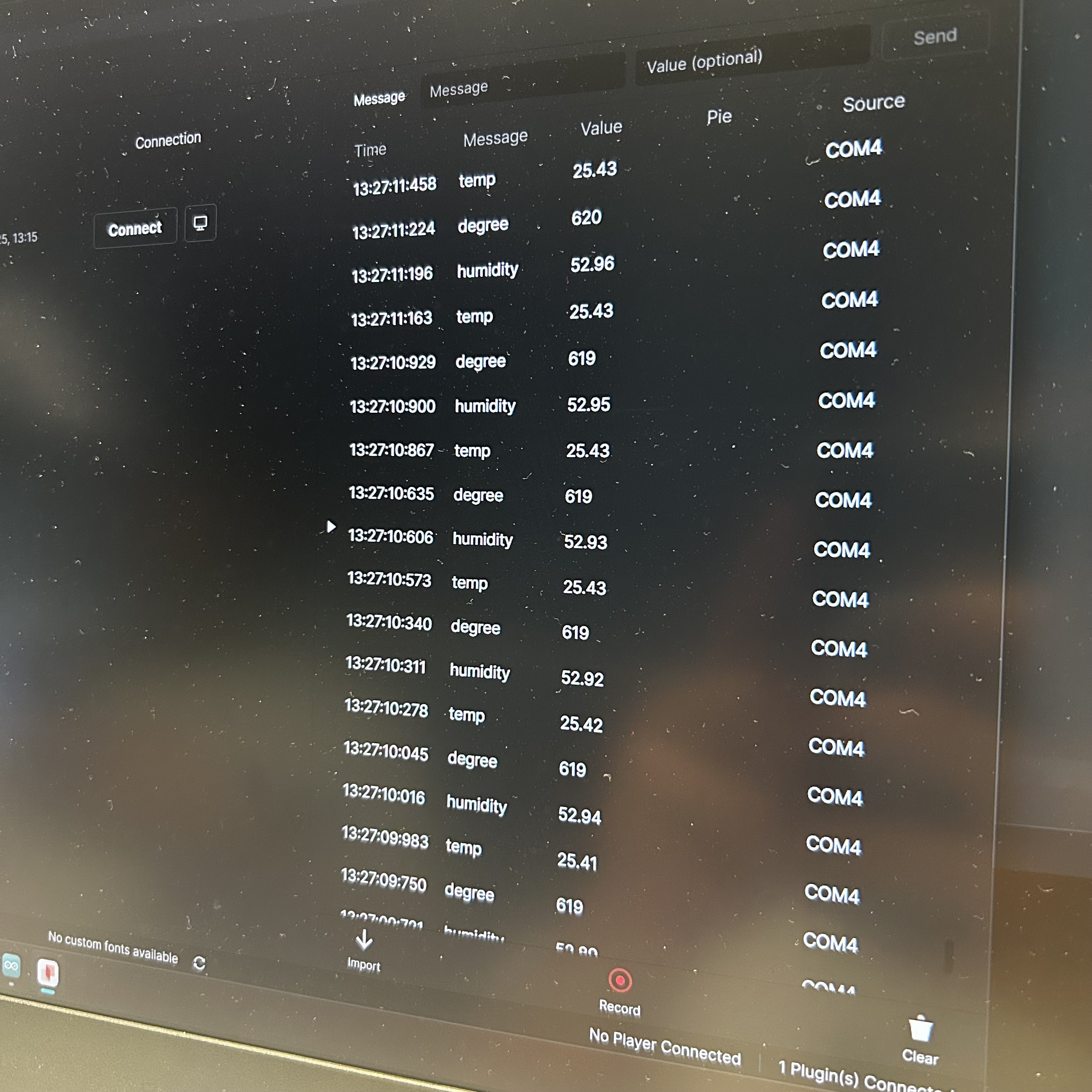 This photo shows the connection between the ProtoPie Studio and Arduino. It still outputs successful numbers of the tempurature in the room.
